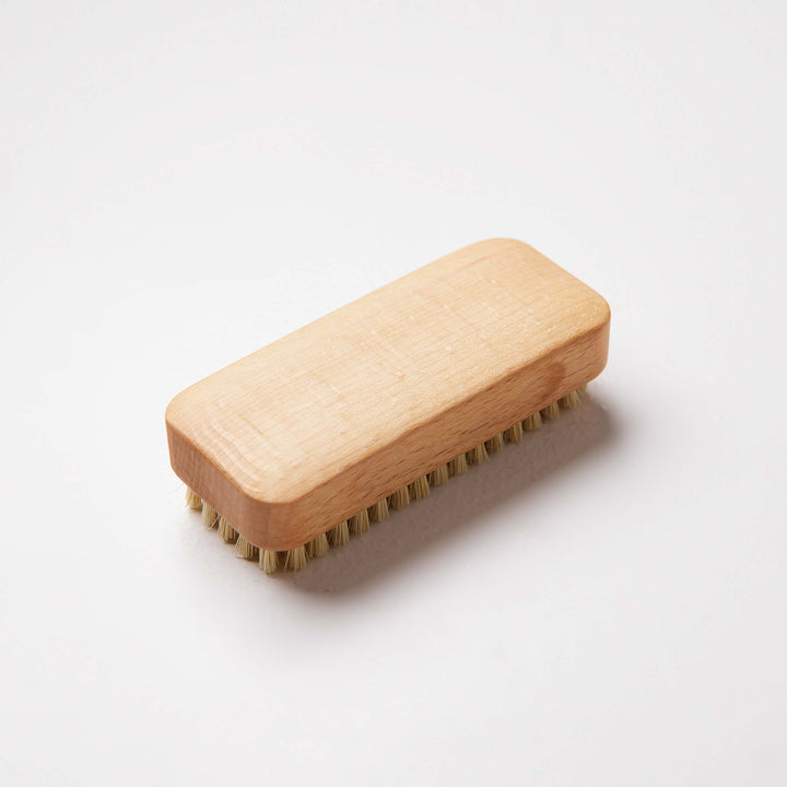 Gardners Wooden Nail Brush